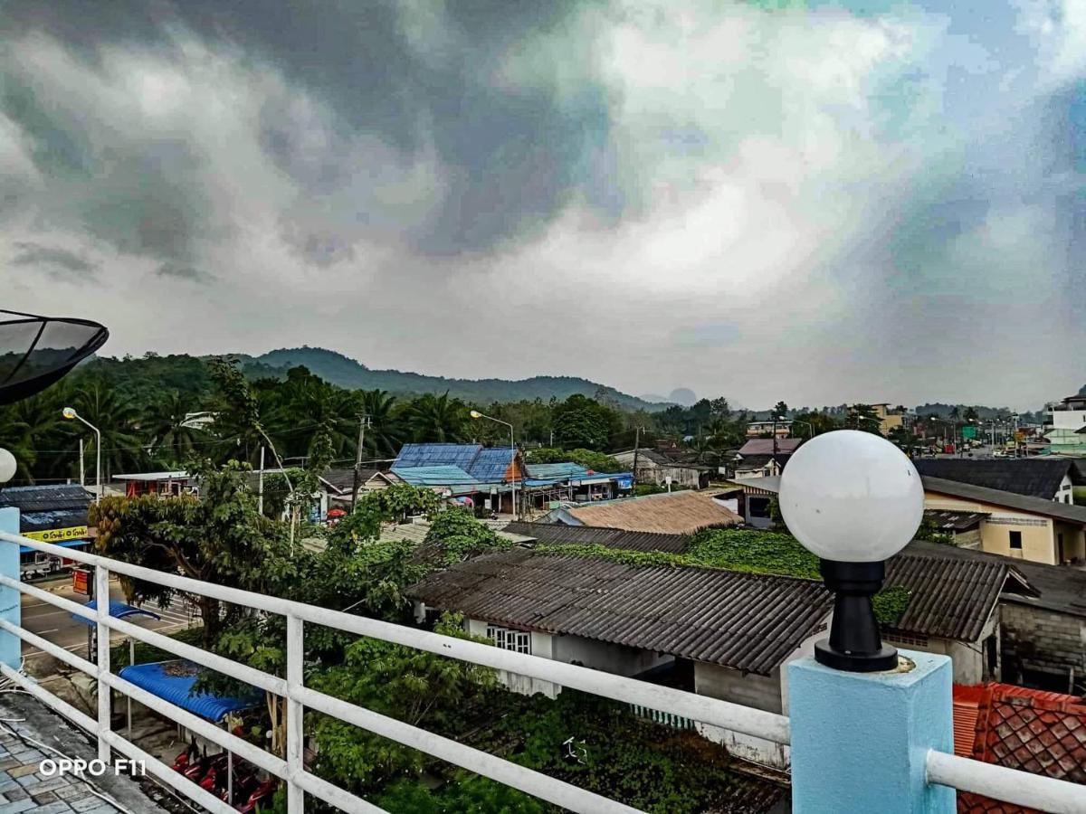 Pailin Hotel Klong Muang Beach Exterior photo